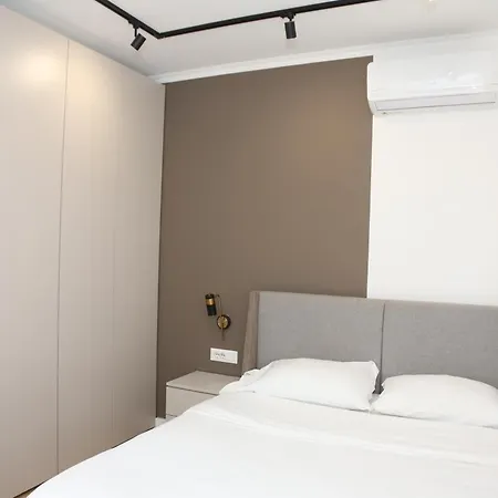 Treni Centrum Apartamento *