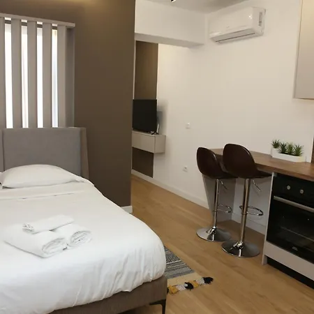 Treni Centrum * Tirana